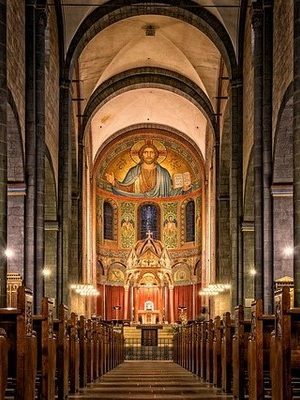 origineel overnachten in een kerk