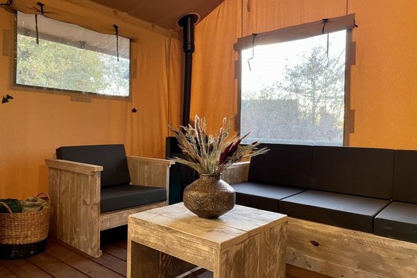 origineel overnachten turnhout glamping safaritent