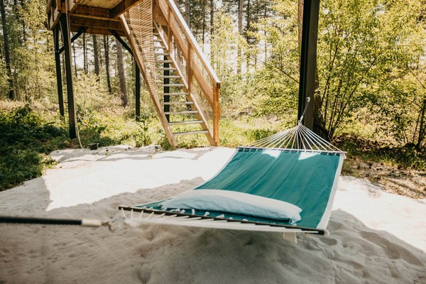 boomhut overnachting belgie glamping