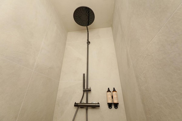 Bijzonder overnachten Limburg Woodz Lodges